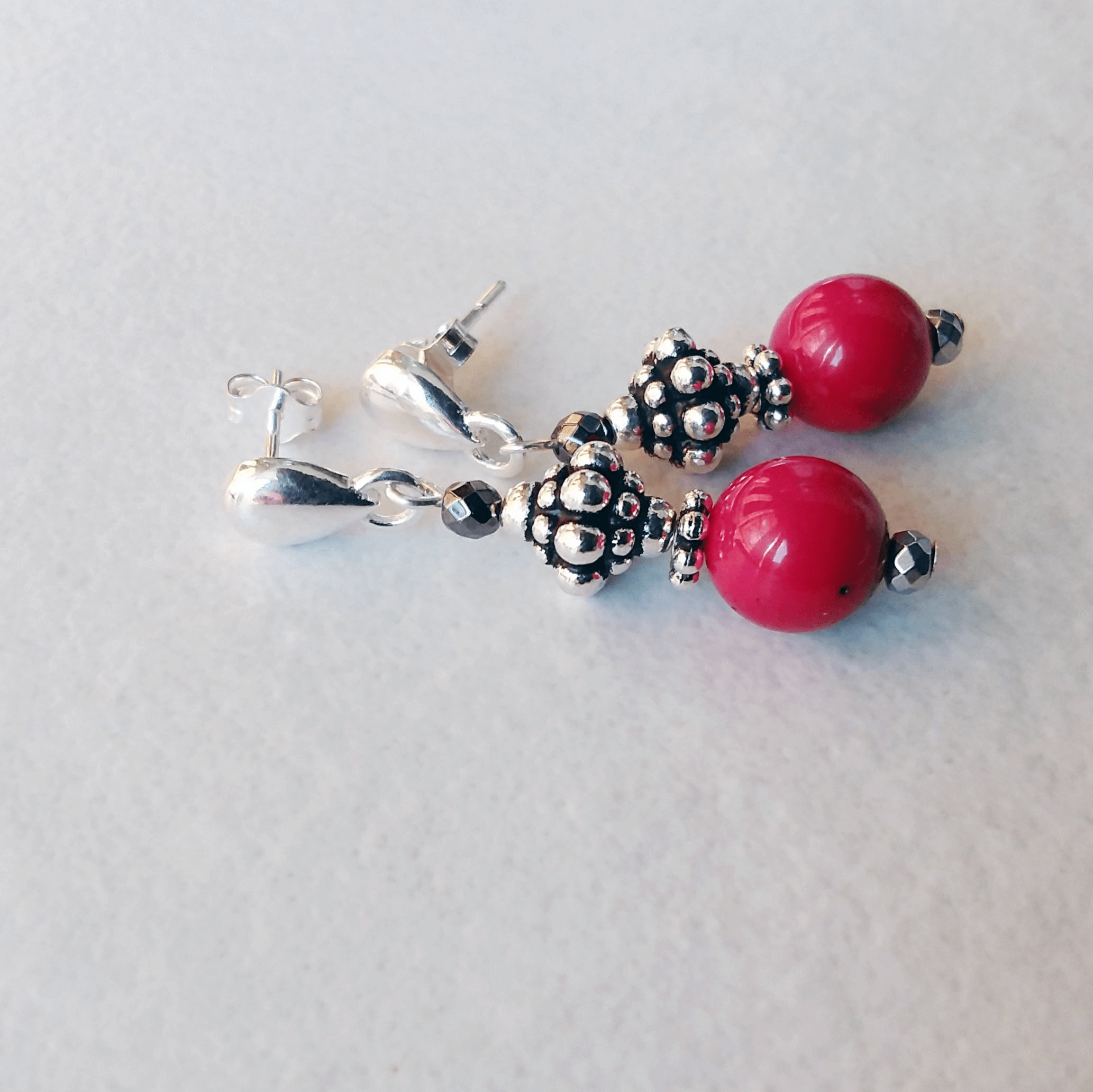 Red Sea Bamboo Teardrop Stud Earrings