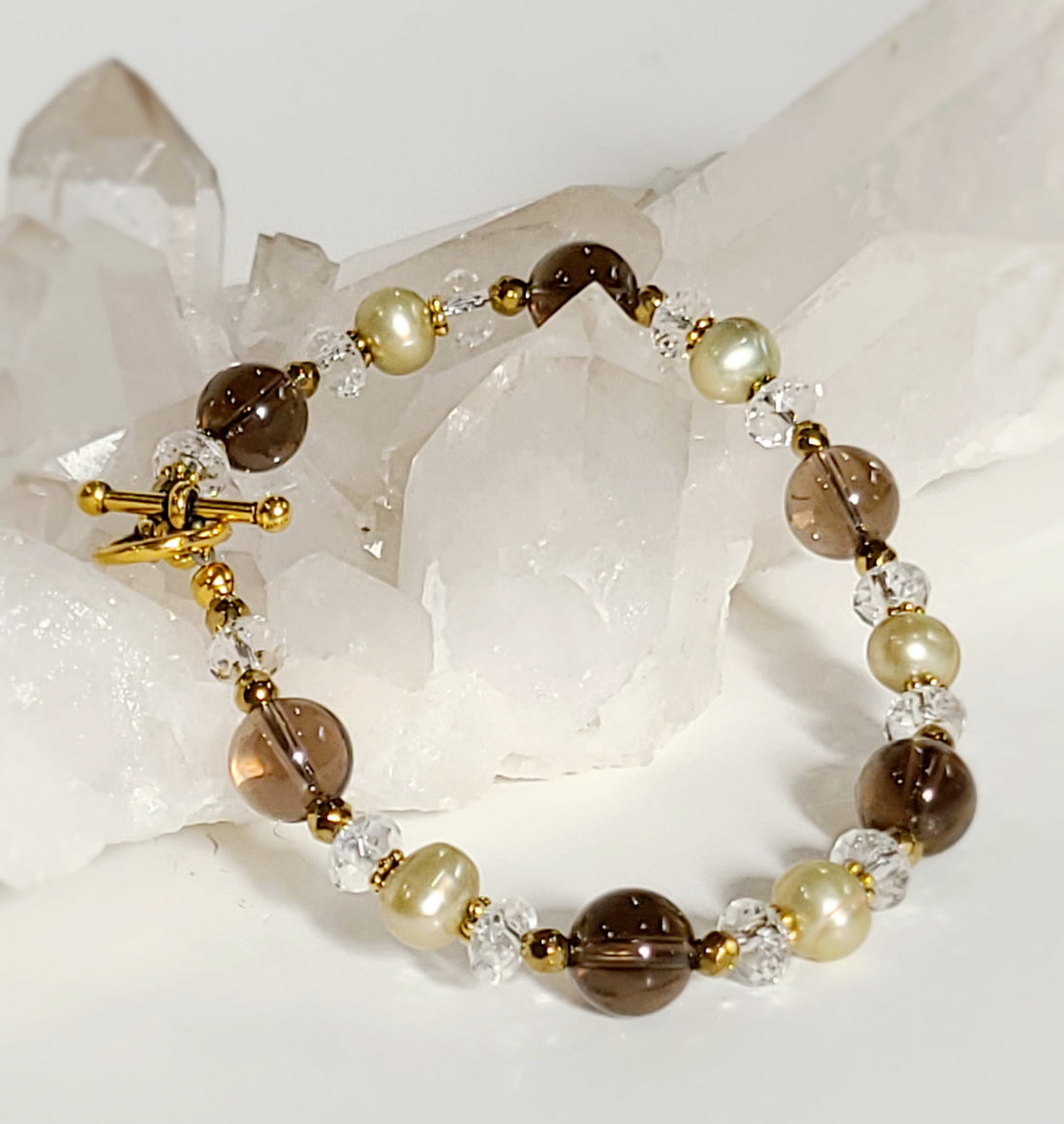 Smokey Quartz and Freshwater Pearl Toggle Bracelet
